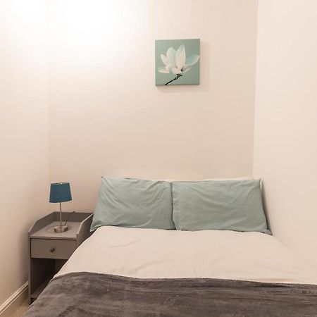 Cosy Modern Apartment, Grand Victorian Building, 5 Mins To Coventry City Centre Екстериор снимка