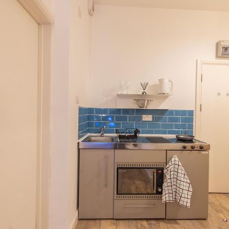 Cosy Modern Apartment, Grand Victorian Building, 5 Mins To Coventry City Centre Екстериор снимка