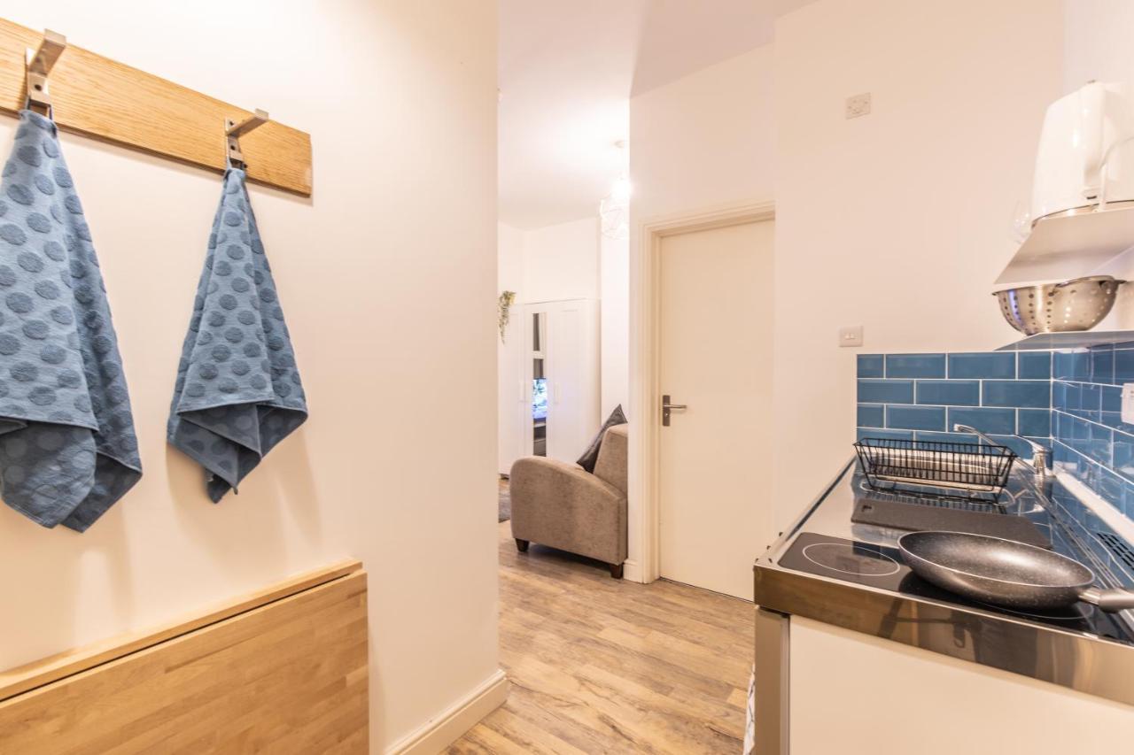 Cosy Modern Apartment, Grand Victorian Building, 5 Mins To Coventry City Centre Екстериор снимка